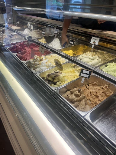 La Fontana - Gelato Pizza Café photo 3